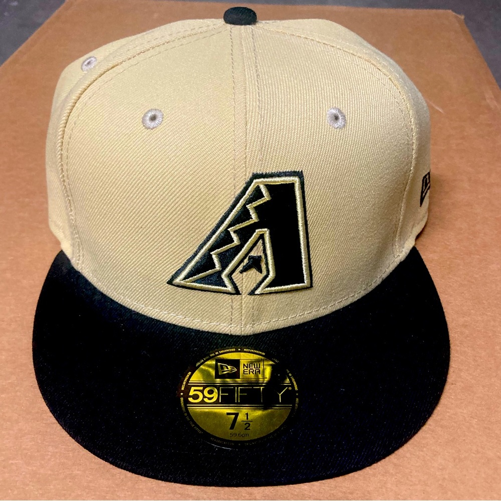 NWT Arizona Diamondbacks MLB New Era Fitted Cap